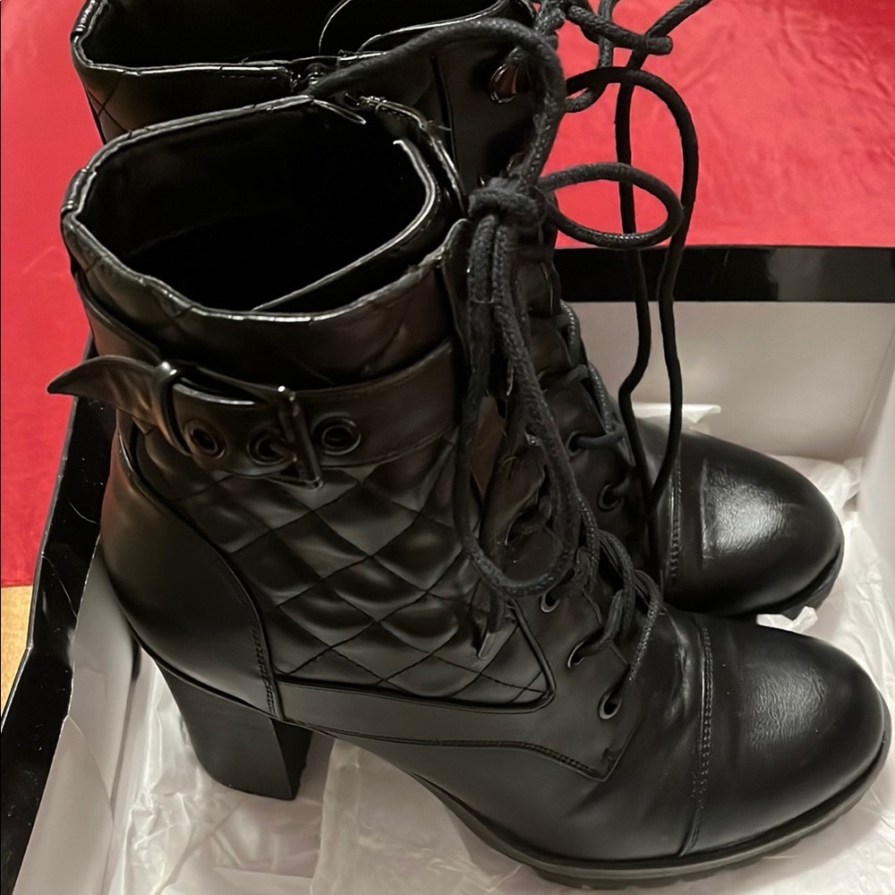 Black Lace Up Boots with Chunky Heel and Quilted Design
